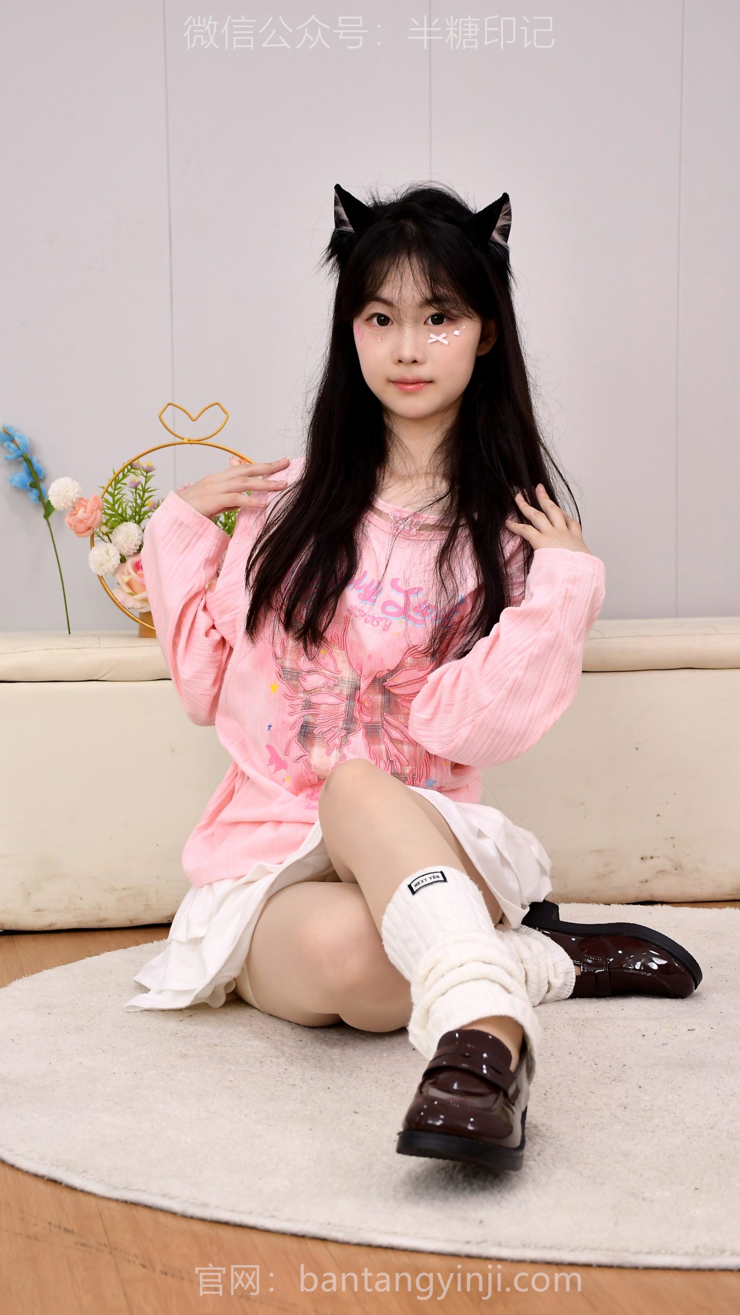 019/蕊蕊~【元气小猫】粉白猫耳元气穿搭，俏皮轻甜，今日份好心情全在轻盈的裙摆间。