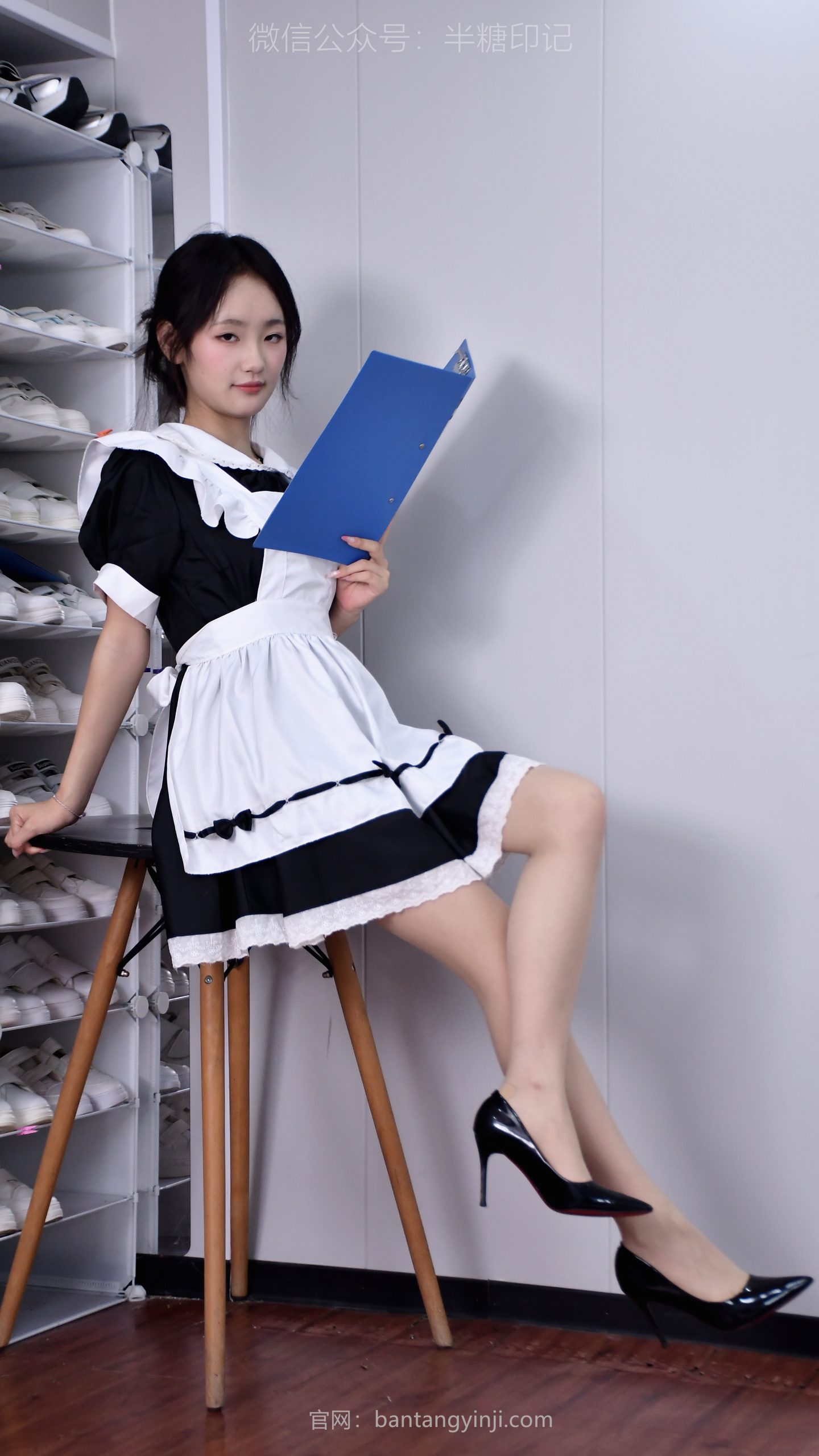 045/欣欣~【元气午后】黑白之间，藏着活力满满的小确幸，给你最轻松的陪伴