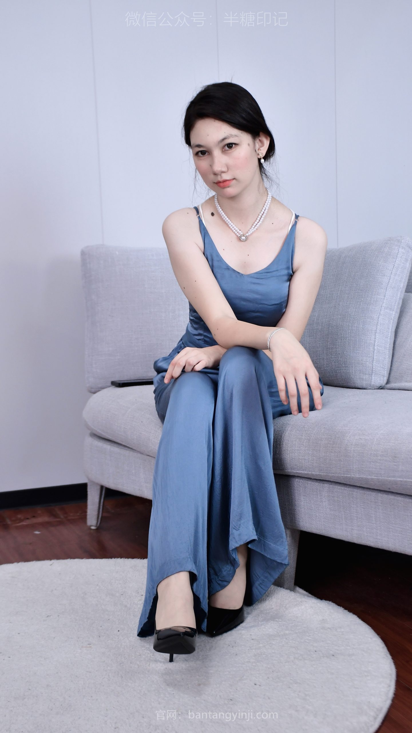 044/盼盼~【蓝调静谧】午后微风里，一抹温柔蓝调，静候懂她的人轻叩时光。