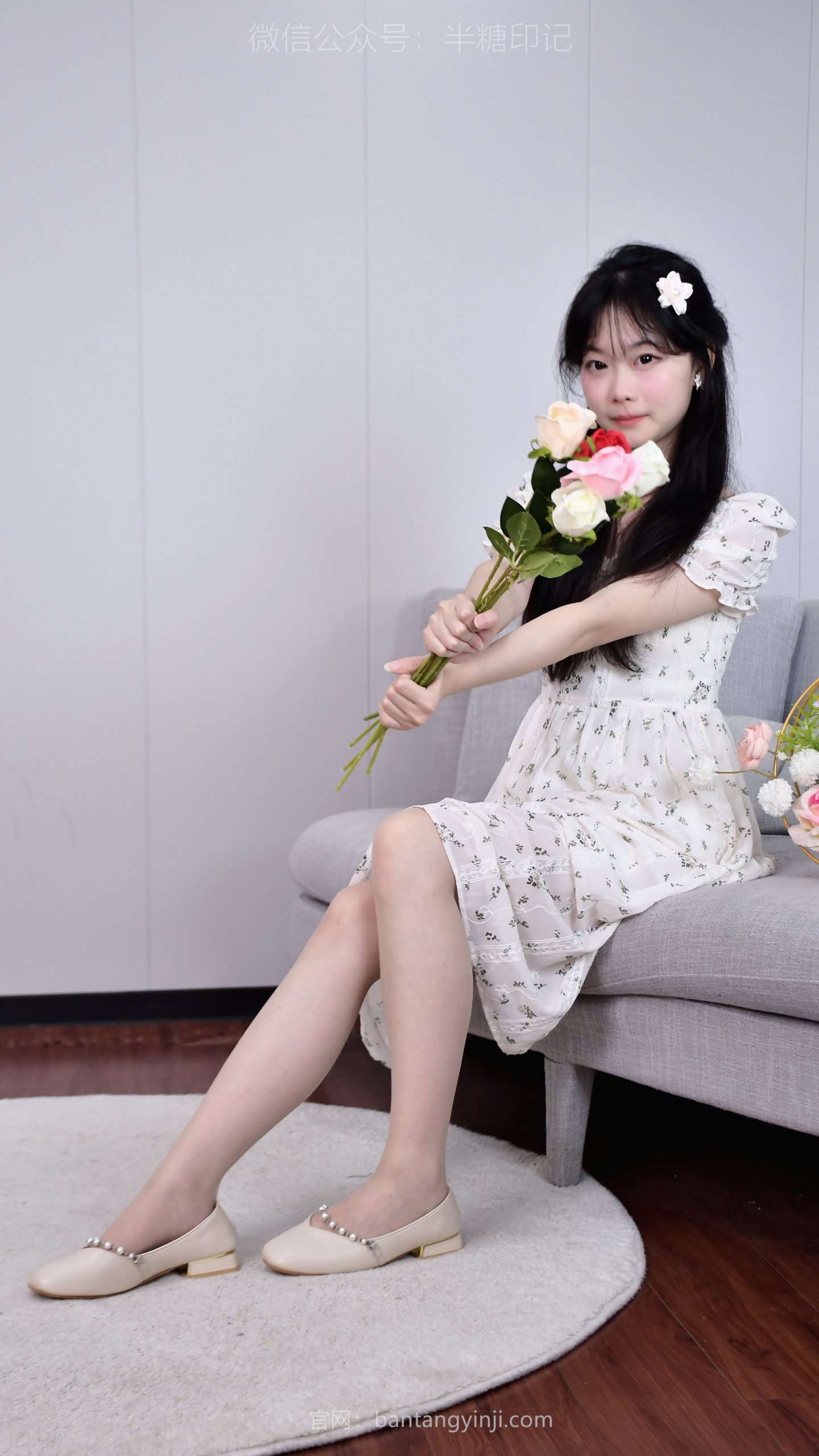 065/蕊蕊~【花间轻语】微风捎来花香，今天想和你分享这份专属的温柔日常