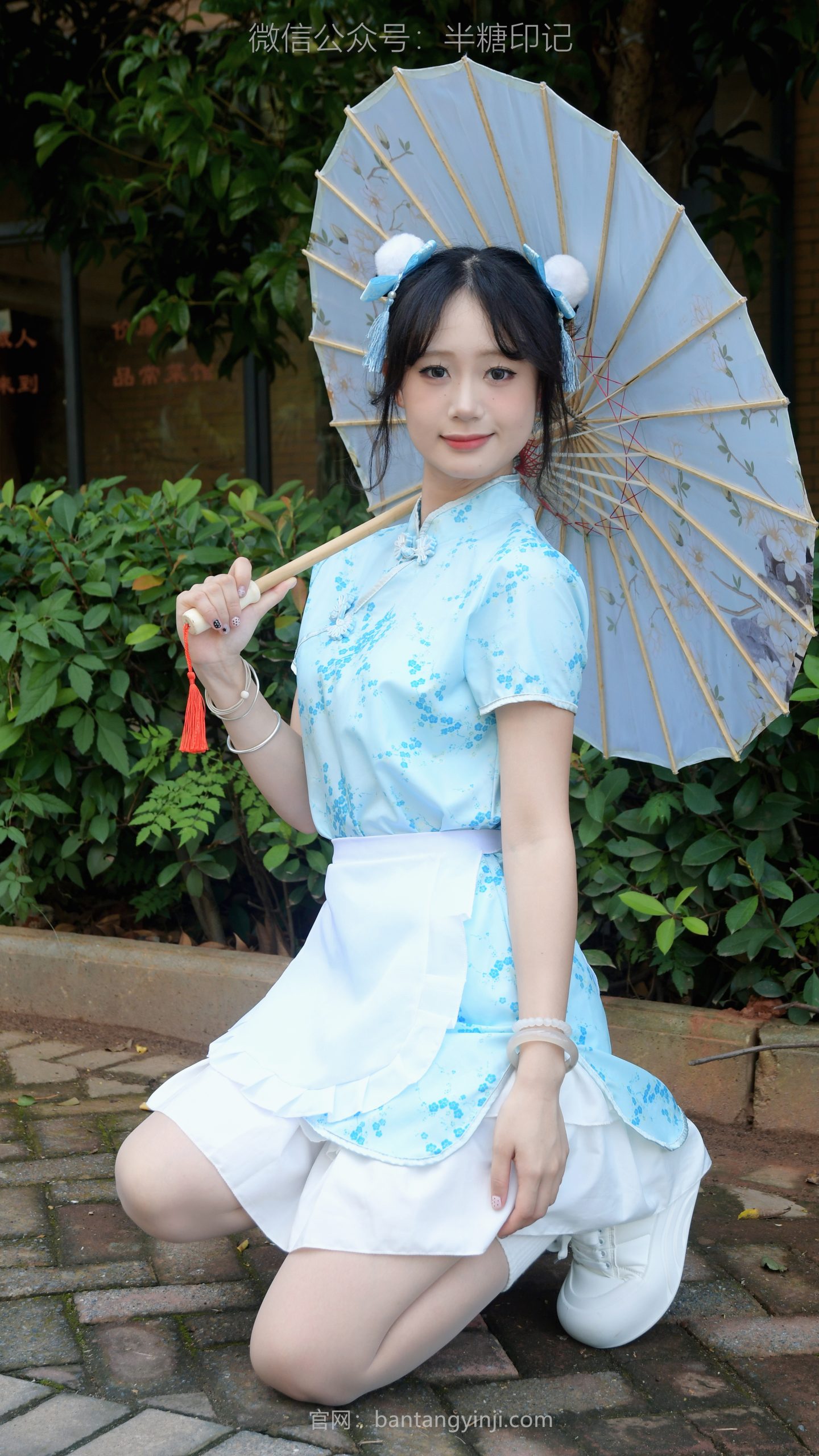 066/元元~【伞底清风】执伞走过林间小径，今日这身新裁衣裳，少侠可觉好看？