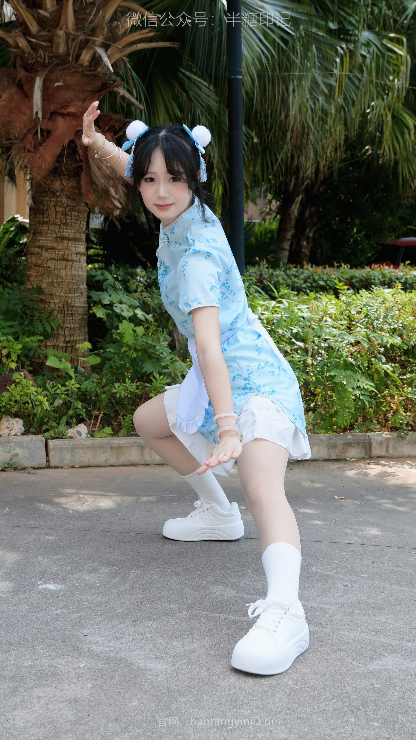 066/元元~【伞底清风】执伞走过林间小径，今日这身新裁衣裳，少侠可觉好看？