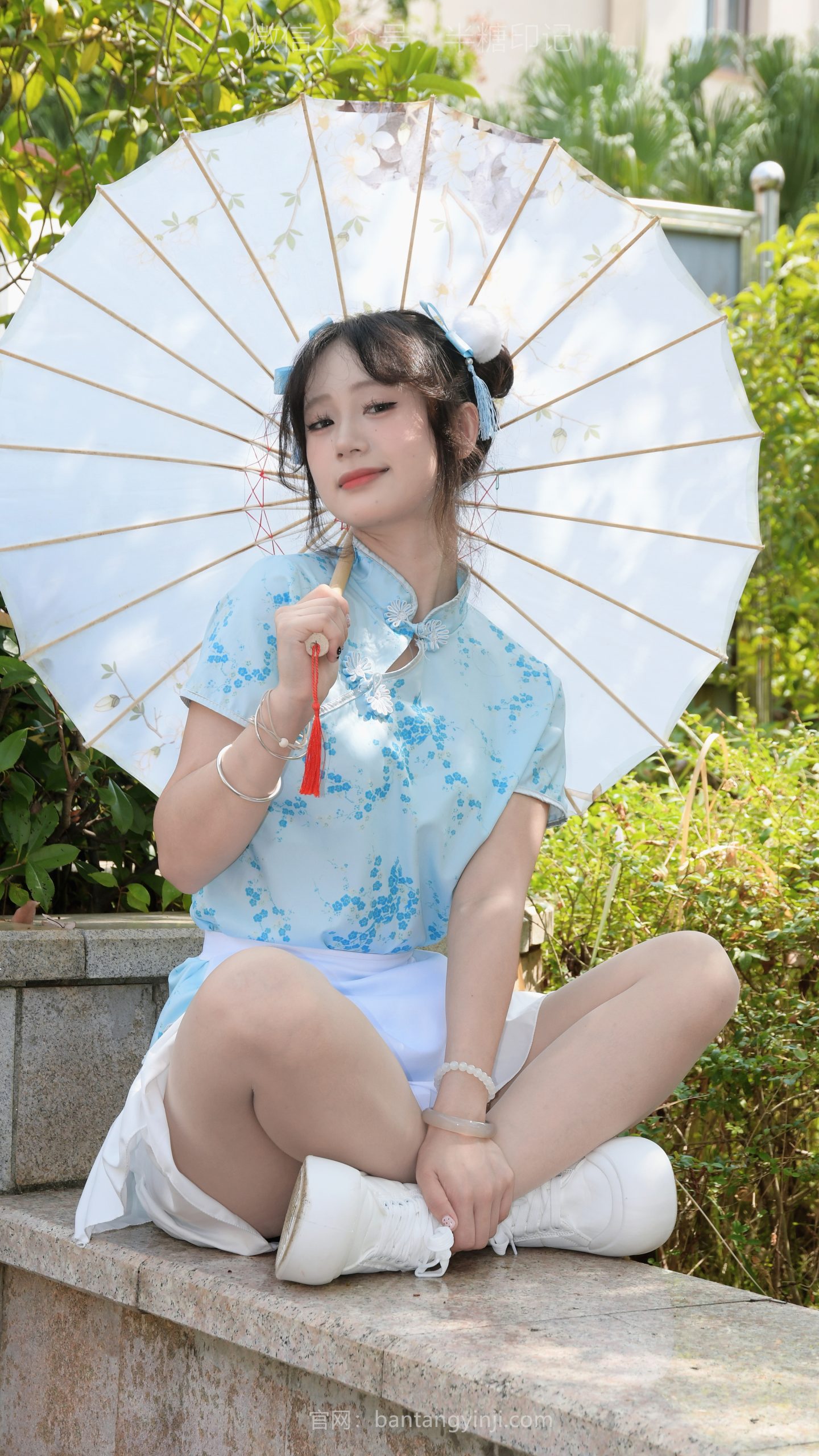 066/元元~【伞底清风】执伞走过林间小径，今日这身新裁衣裳，少侠可觉好看？